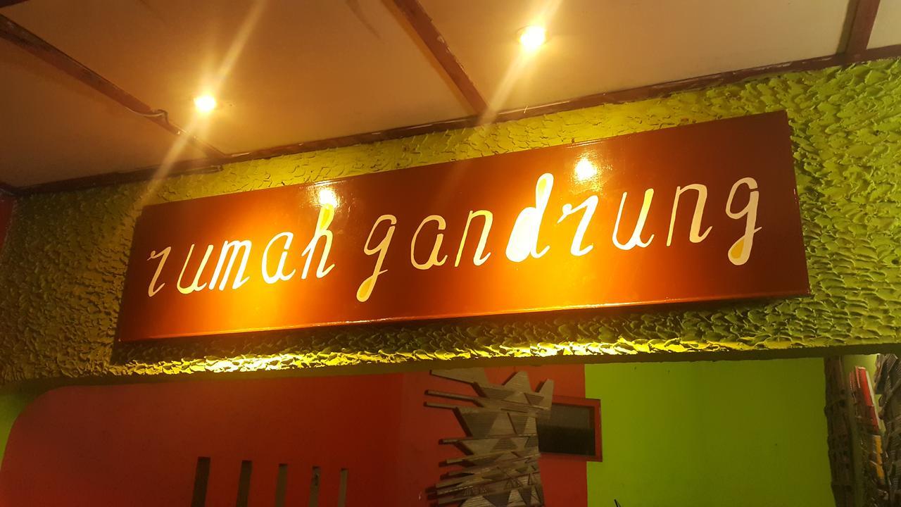 Rumah Gandrung Ngabean Bagian luar foto